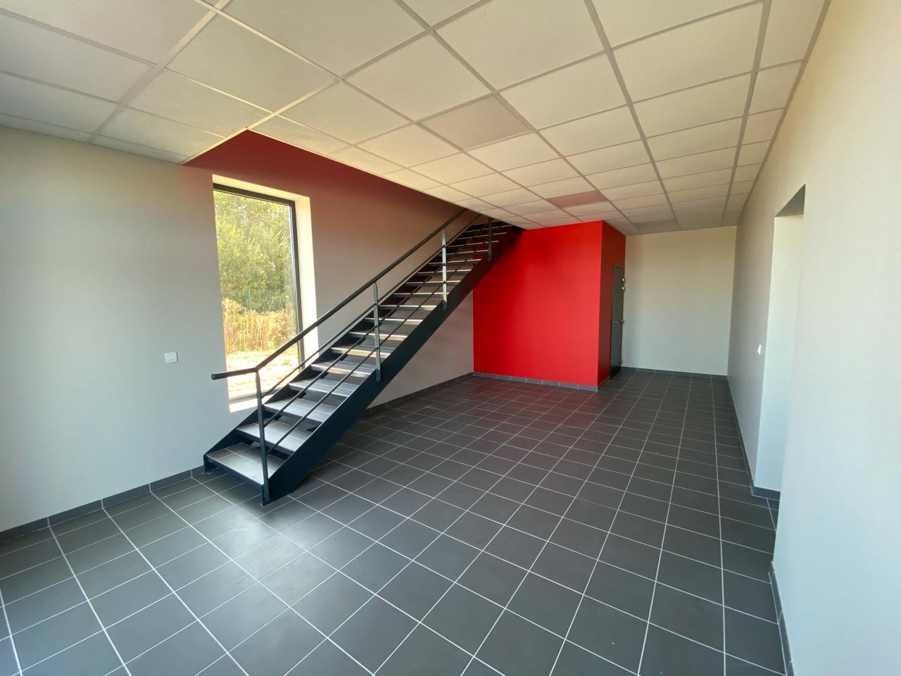Local d'activité Marignane 10082m² Vente local d'activité Marignane Bouches-du-Rhône OVACT2426832 3